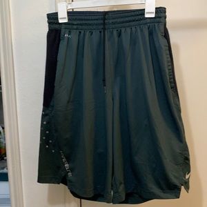 Mens Nike Dri Fit Nylon Shorts.